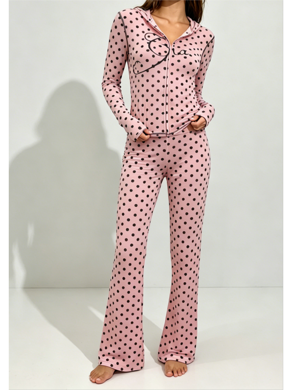 Street Fashion News - 2026 new retro polka dot letter