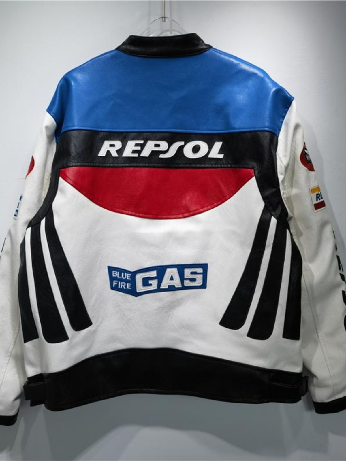 Stylish Retro Motorcycle Ridin - Street Fashion Youth recension och pris