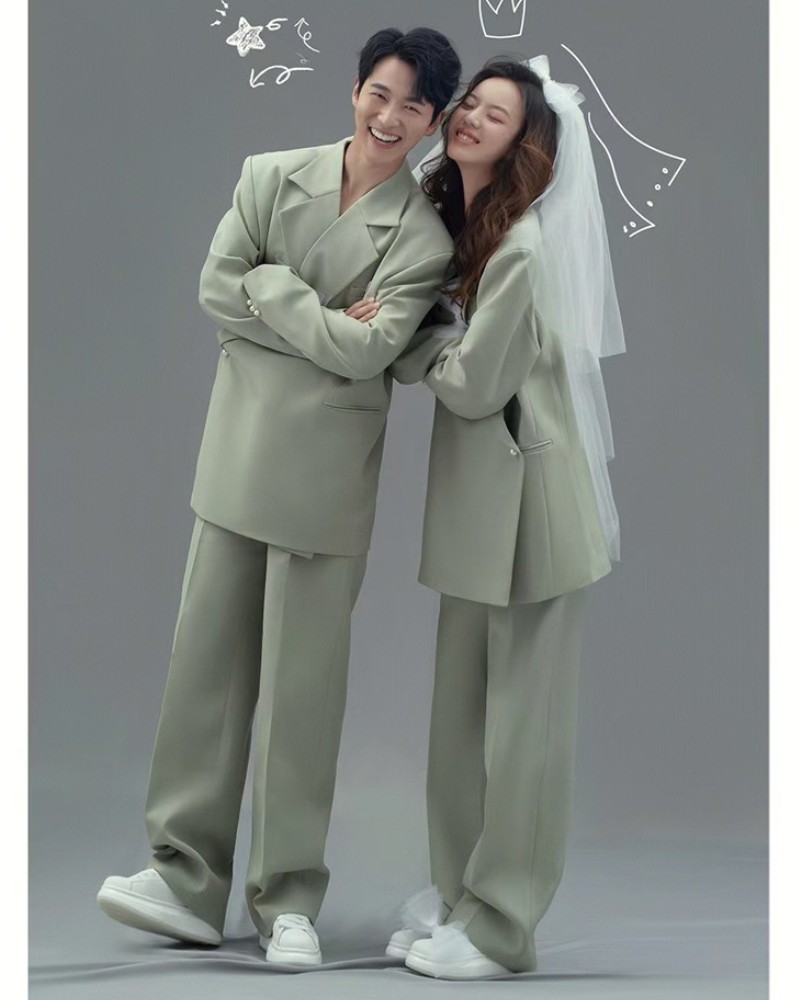 2023 New Fashion Couple Photog - Street Fashion Magazines recension och pris